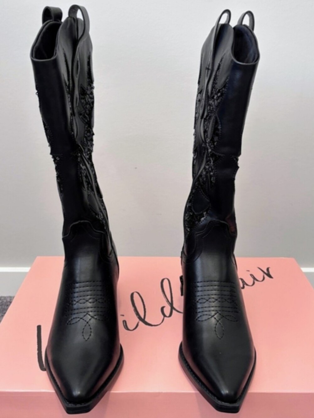 New Wild Pair Women's Size 9.5 Black Cowboy Boots w/ Sequin Sparkle Details.